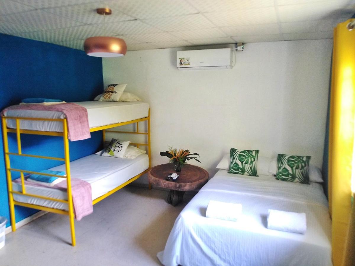 Hostal & Cafe Travelers Santiago de Veraguas Extérieur photo
